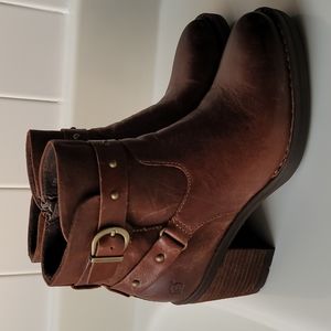 Born brown leather bootie size 7.5 never worn